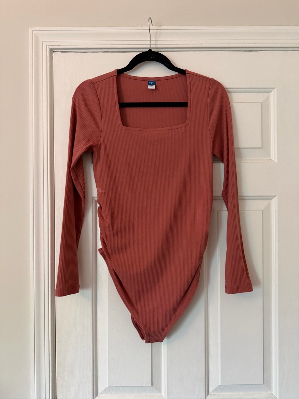 Old Navy Ribbed Long Sleeve Square-Neck Bodysuit - Rusty Terracotta